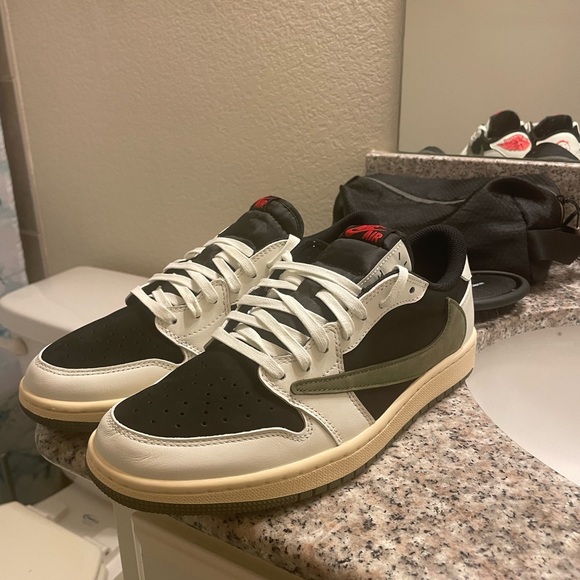 Worn only one time for a picture, All clean, no scuffs or Creases, Ready to ship